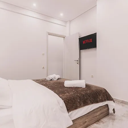 Kartell Luxury Center * Салоніки